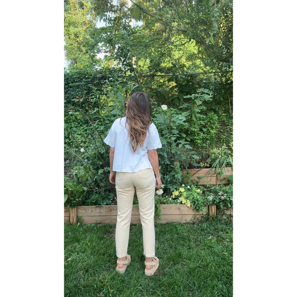 VINTAGE LIZ CLAIBORNE FADED YELLOW HIGH-RISE JEANS — 90s
